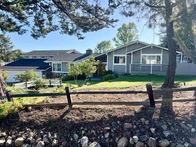 Building Photo - Almaden Valley Ranchette on 1+ Acre | Pool, Horse Property & Views