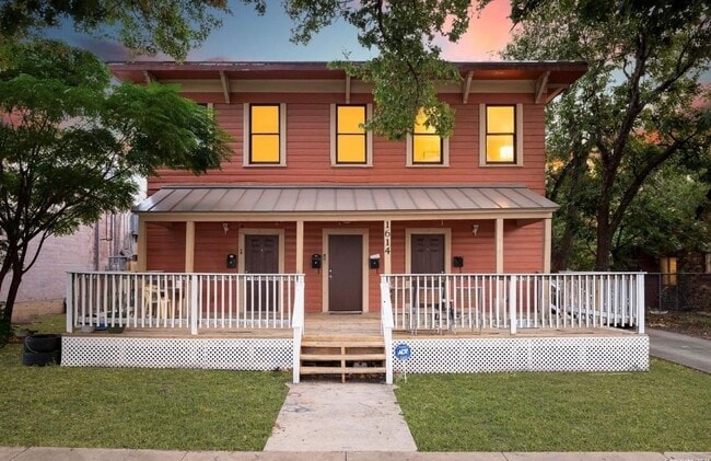 Building Photo - 1614 W Kings Hwy