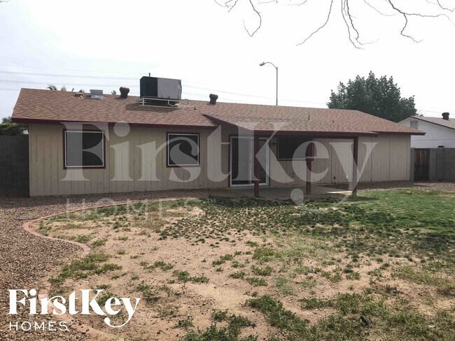 Building Photo - 1444 N Ananea