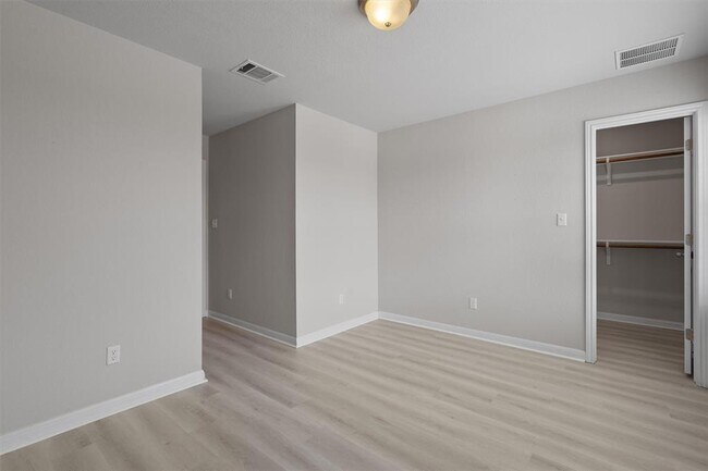 Building Photo - 1509 Everts St