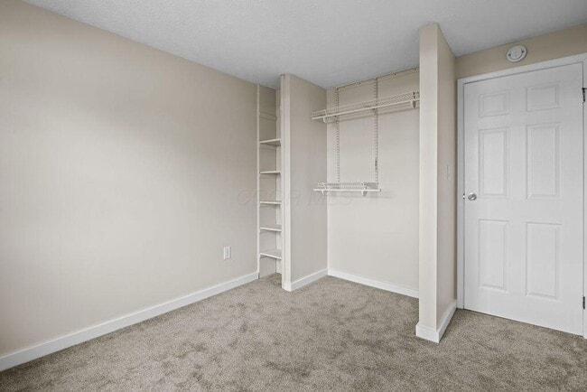 Building Photo - 7504 Stonetrail Way