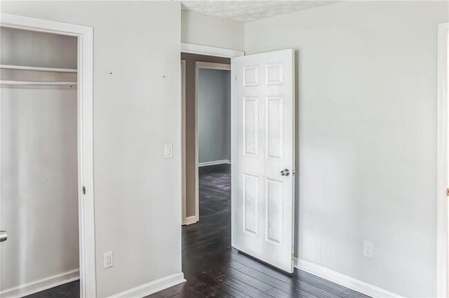 Building Photo - 2988 Heritage Valley Ct