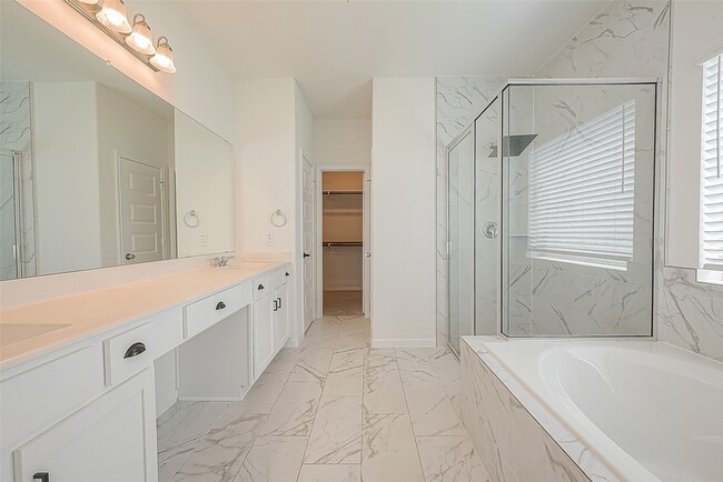 Building Photo - 3111 Trishelle Ct