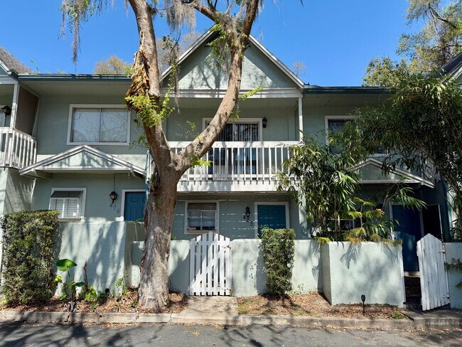 Building Photo - 4411 SW 34th St