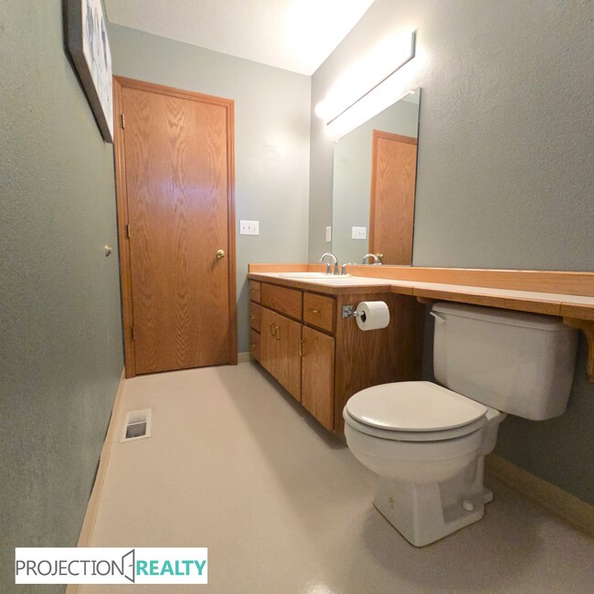 Building Photo - 34371 Church Rd