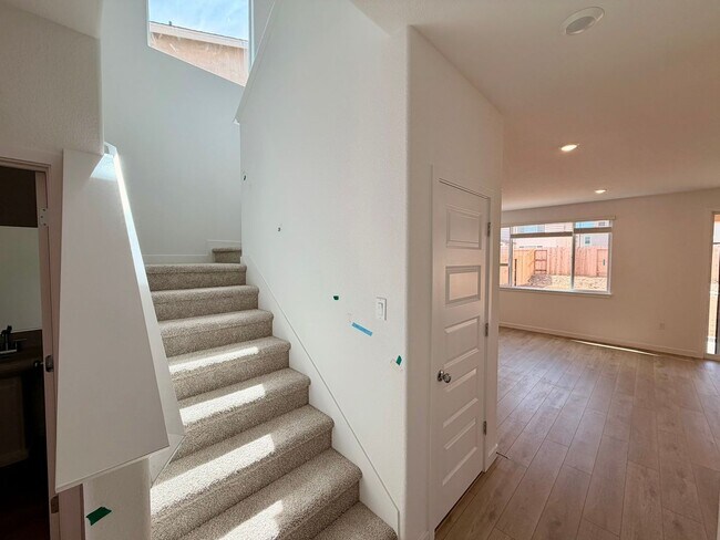 Building Photo - 12620 Hereford Ave