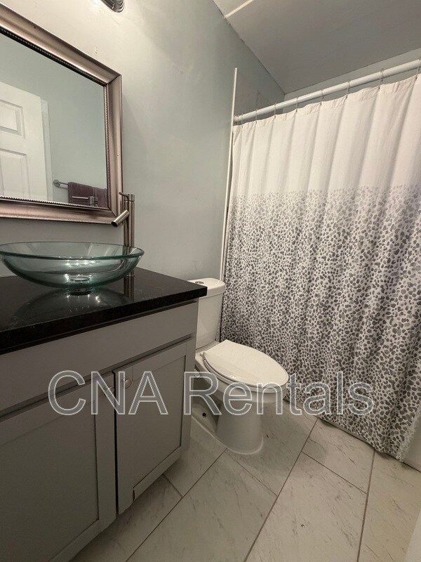 Building Photo - 2040 Panstone Ct SW