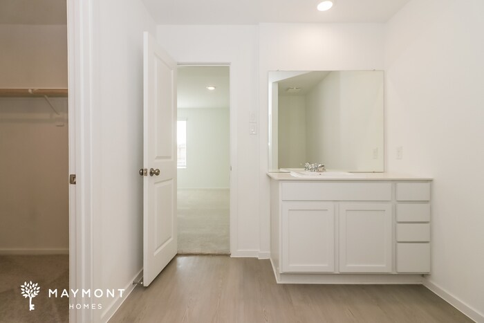 Building Photo - 3004 Majestic Sunrise Dr