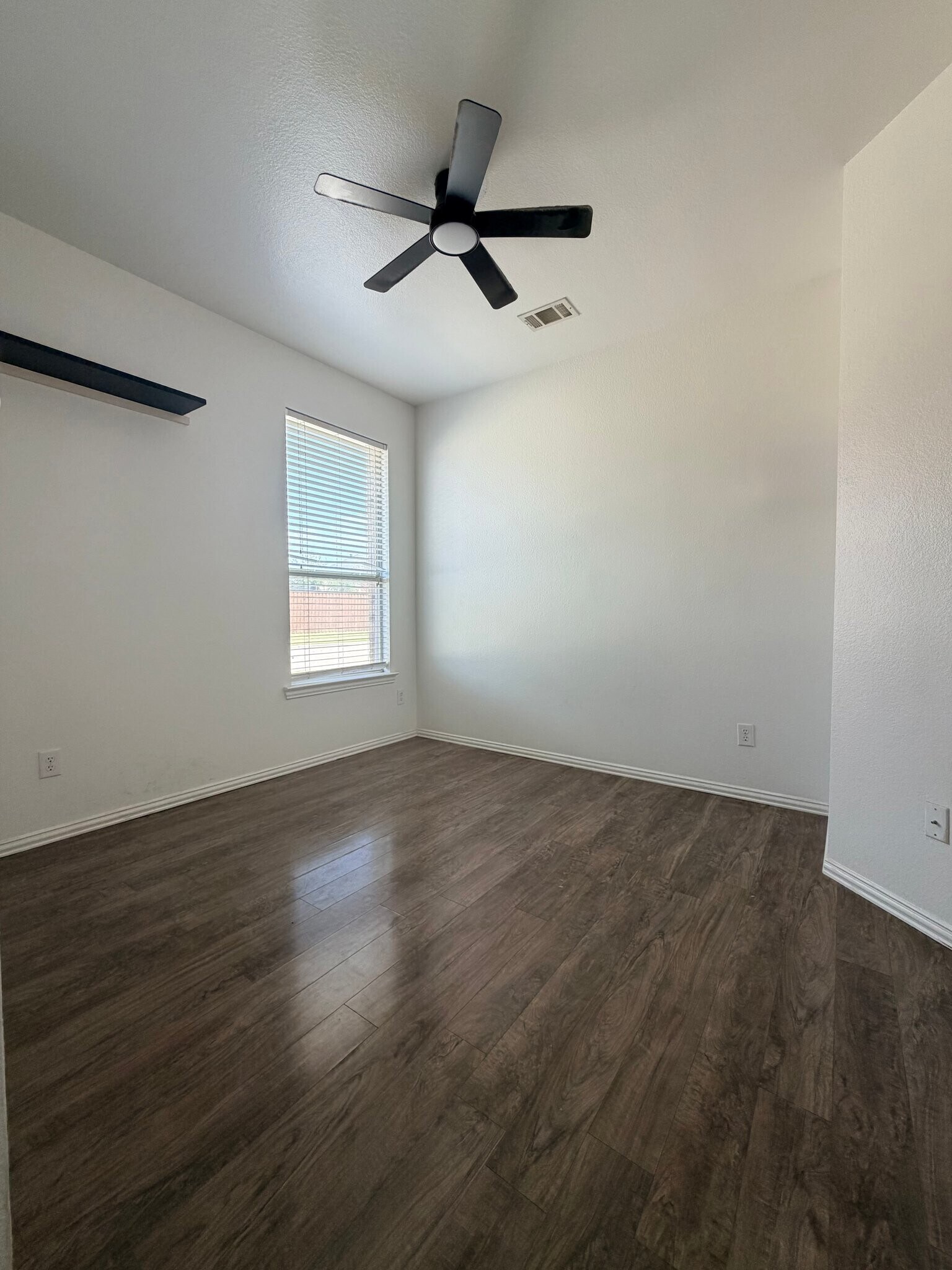 Building Photo - 14805 Little Anne Dr