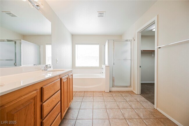 Building Photo - 764 La Tosca St