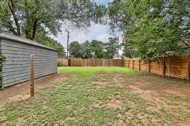 Building Photo - 2120 28th St