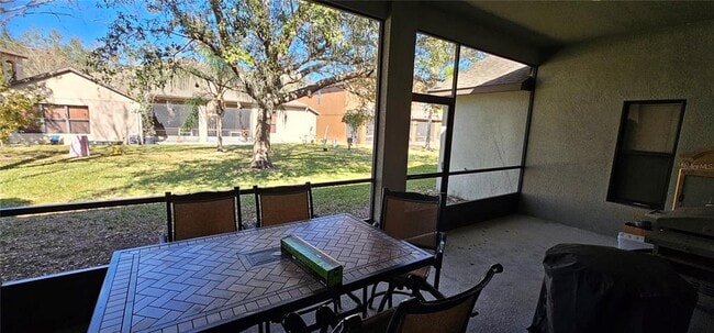 Building Photo - 1934 Abbey Ridge Dr