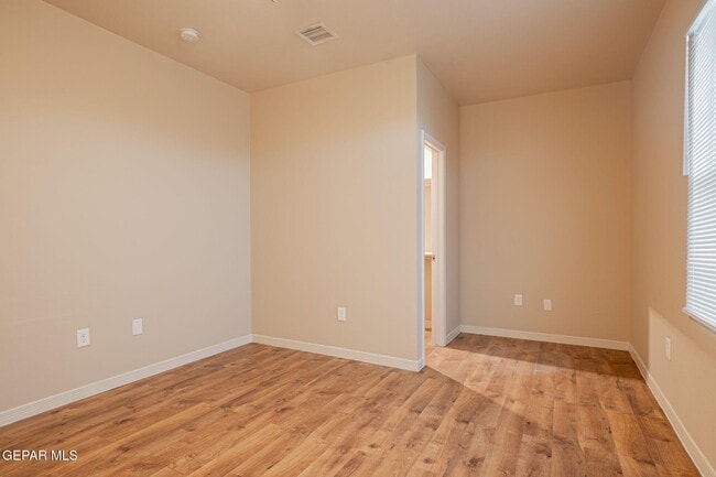 Building Photo - 7321 Mission Viejo Dr