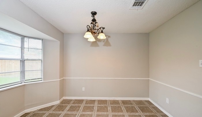 Building Photo - 13706 Oleoke Ln