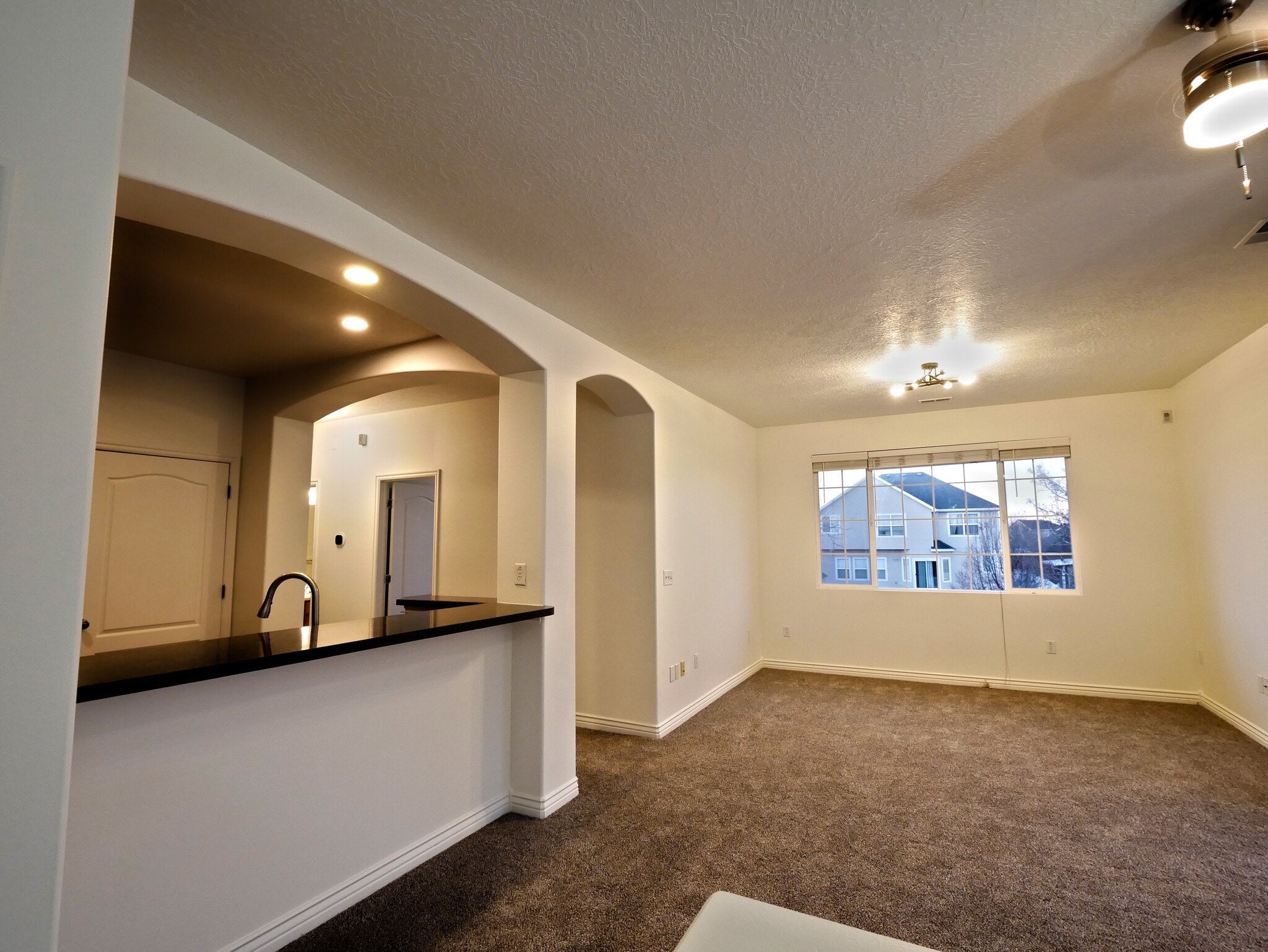 Building Photo - 3953 W Watkins Way