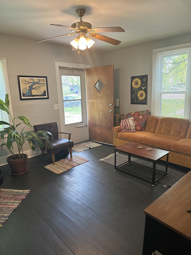 living room with front entry door - 2041 Rhode Island St