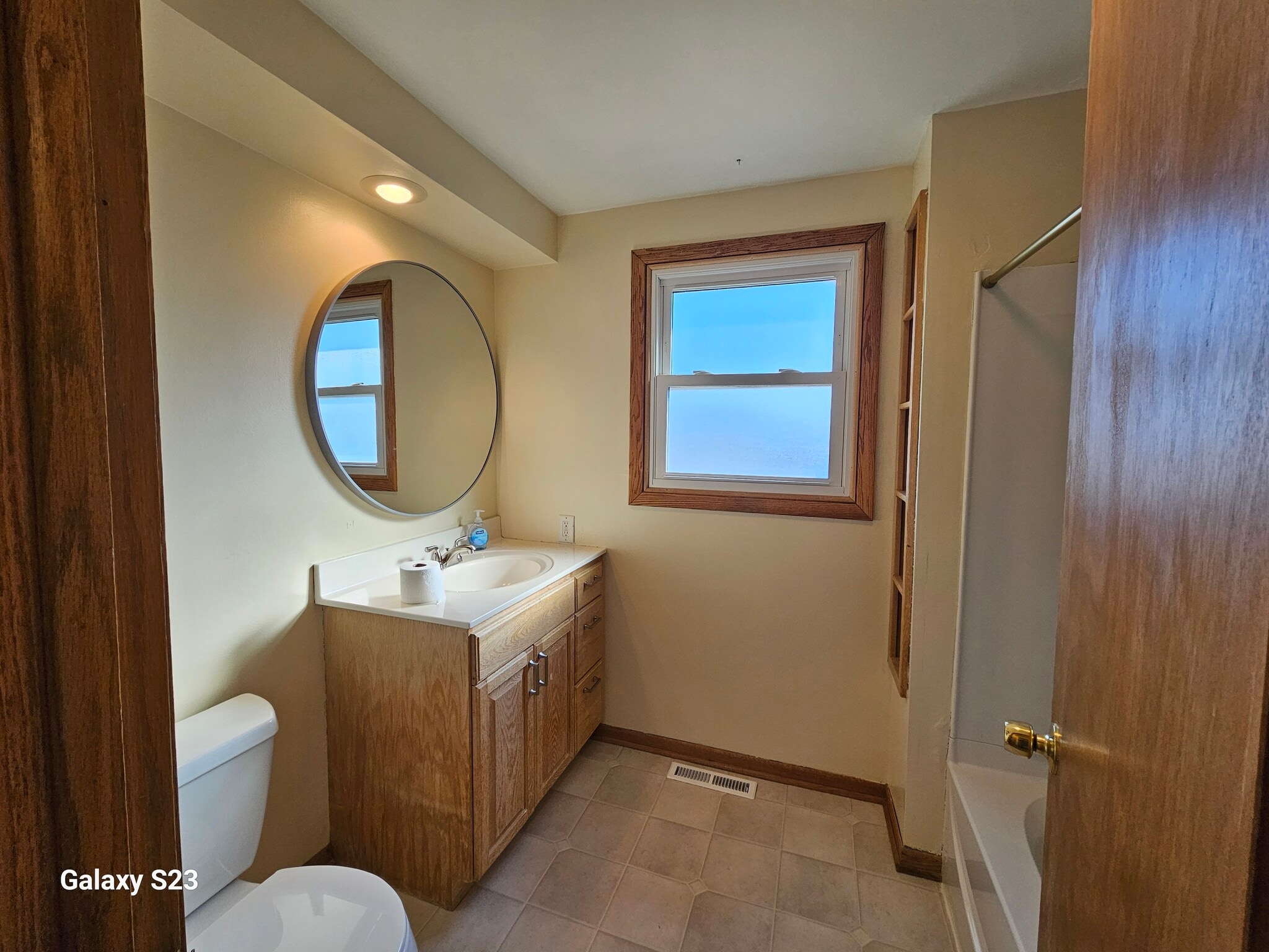 Building Photo - 2408 22nd St NW