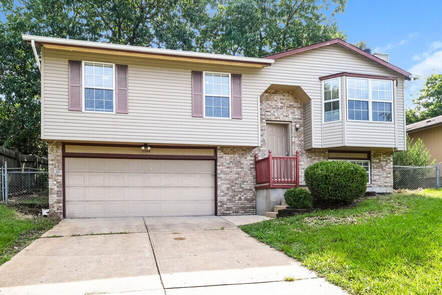 Building Photo - 3944 Walnut Ridge Ct