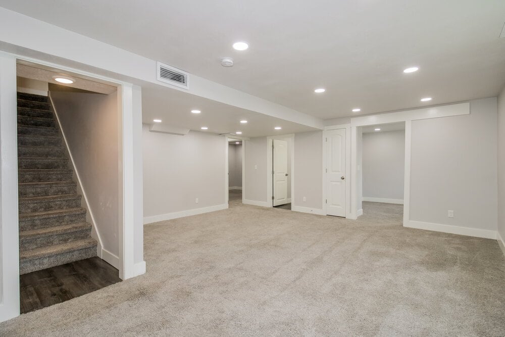 Building Photo - 4621 S W Pk Dr