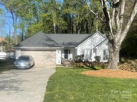 Building Photo - 6711 Fenning Dr