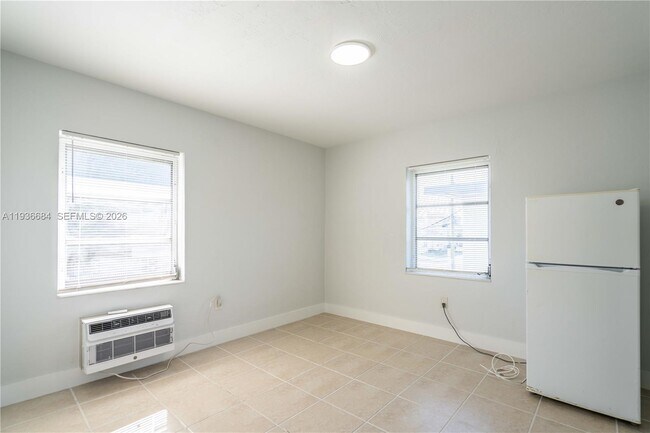 Building Photo - 437 NE 82nd St