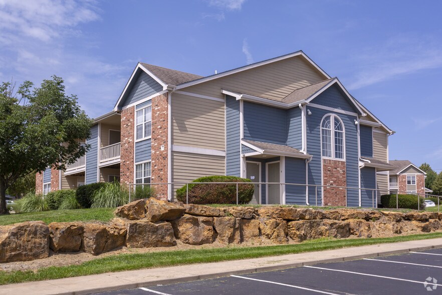 Aberdeen Apartments 2300 Wakarusa Dr Lawrence KS 66047 Apartment Finder