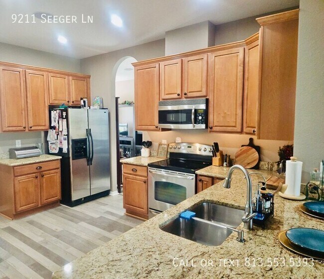 Building Photo - 9211 Seeger Ln