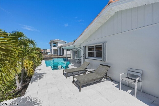 Building Photo - 799 Caribbean Ct