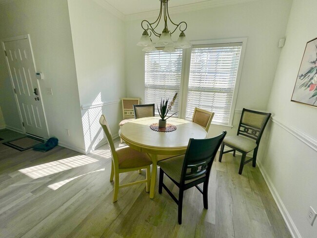 Building Photo - 1698 Low Country Pl