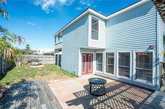 Building Photo - 13809 Suntan Ave