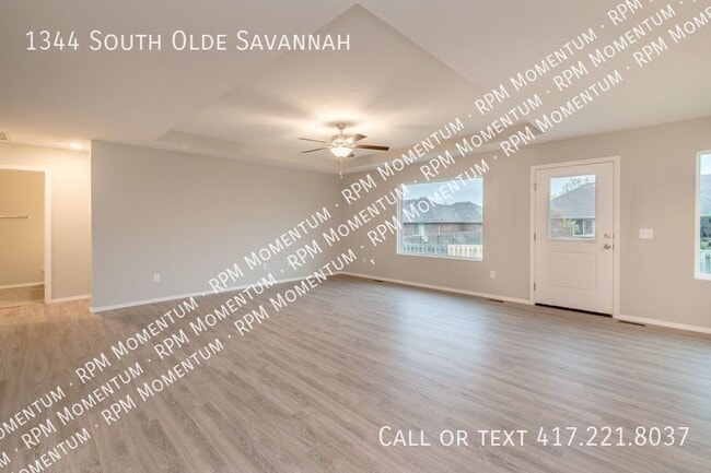 Building Photo - 1344 S Olde Savannah Ave