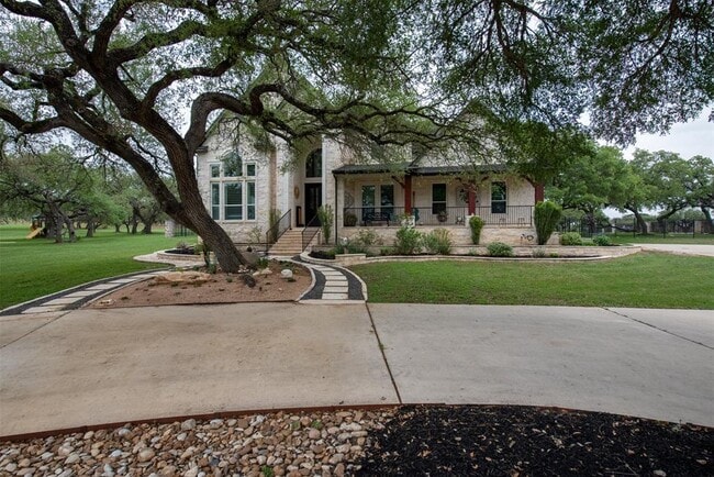 Building Photo - 664 Ranchers Club Ln