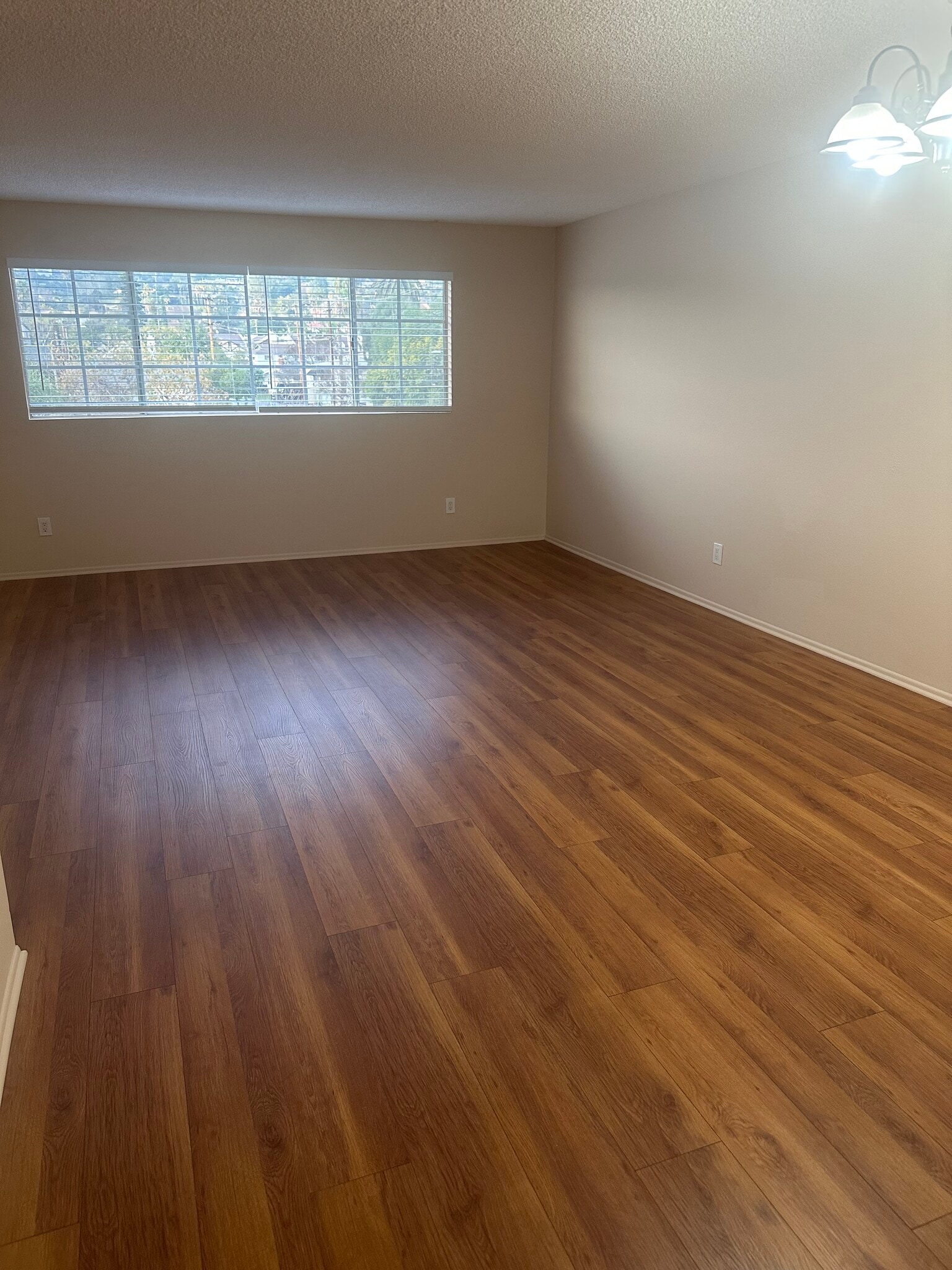 Building Photo - 1148 San Rafael Ave