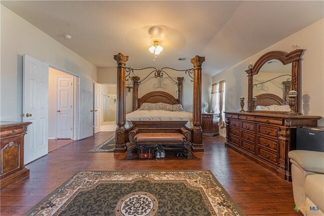 Building Photo - 701 Bighorn Dr