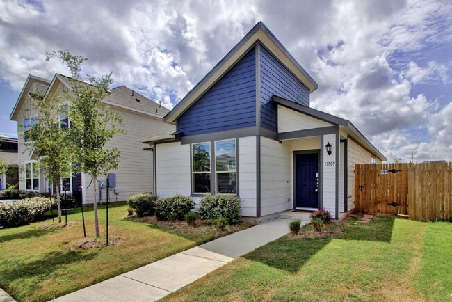 Building Photo - 11709 Prado Ranch Blvd