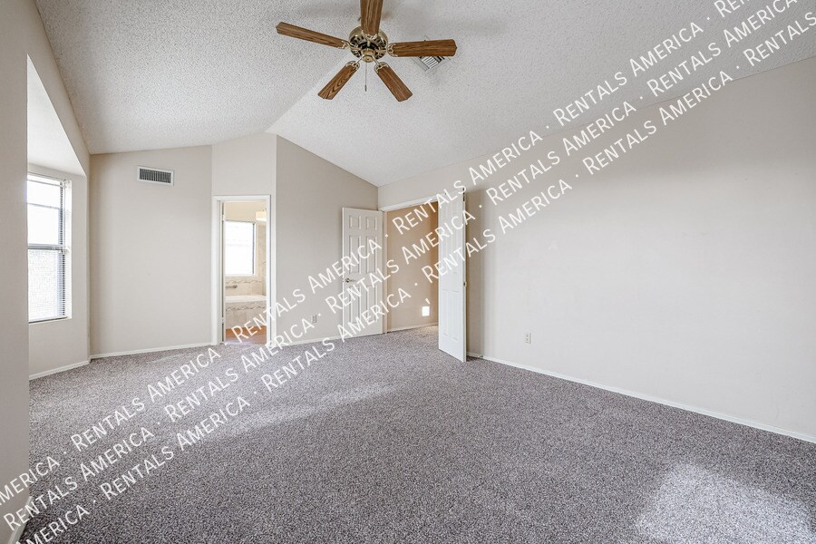 Building Photo - 7395 W Kerry Way