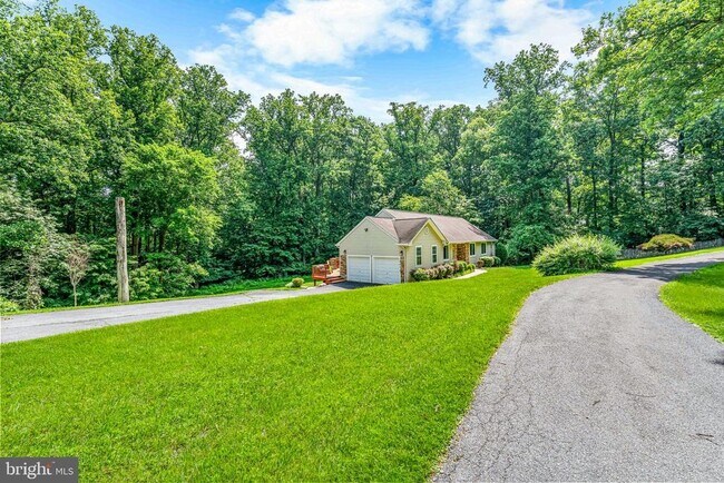 Building Photo - 10870 Hammond Dr