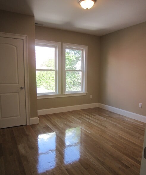 Bedroom - 57 Greenleaf Ave