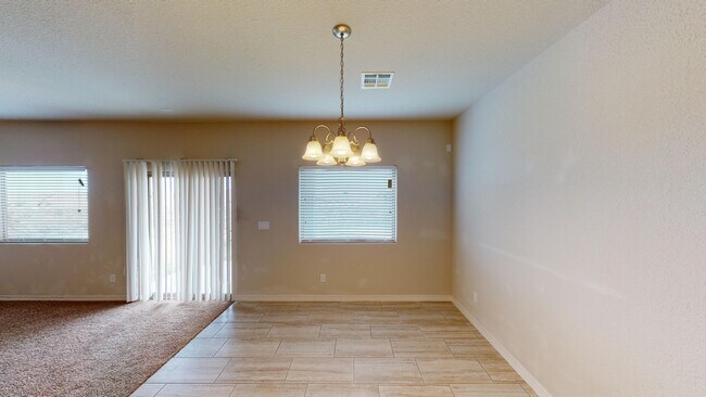 Building Photo - 7805 Enchanted Cir Dr