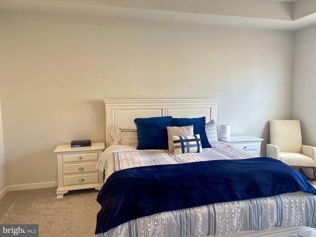 Building Photo - 23006 Sullivans Cove Sq