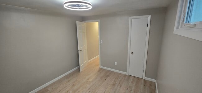 Building Photo - 895 Warrenville Rd