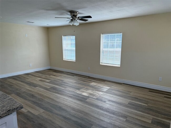 Building Photo - 2623 Morning Glory Dr