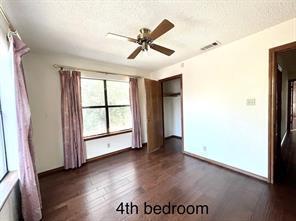 Building Photo - 10903 Leafwood Ln