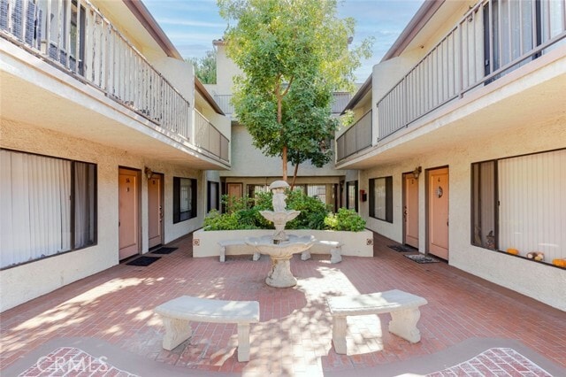 Building Photo - 1043 Thompson Ave