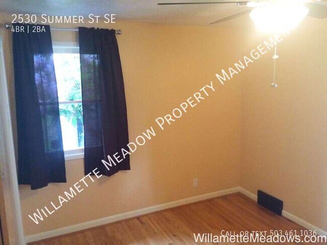 Building Photo - 2530 Summer St SE