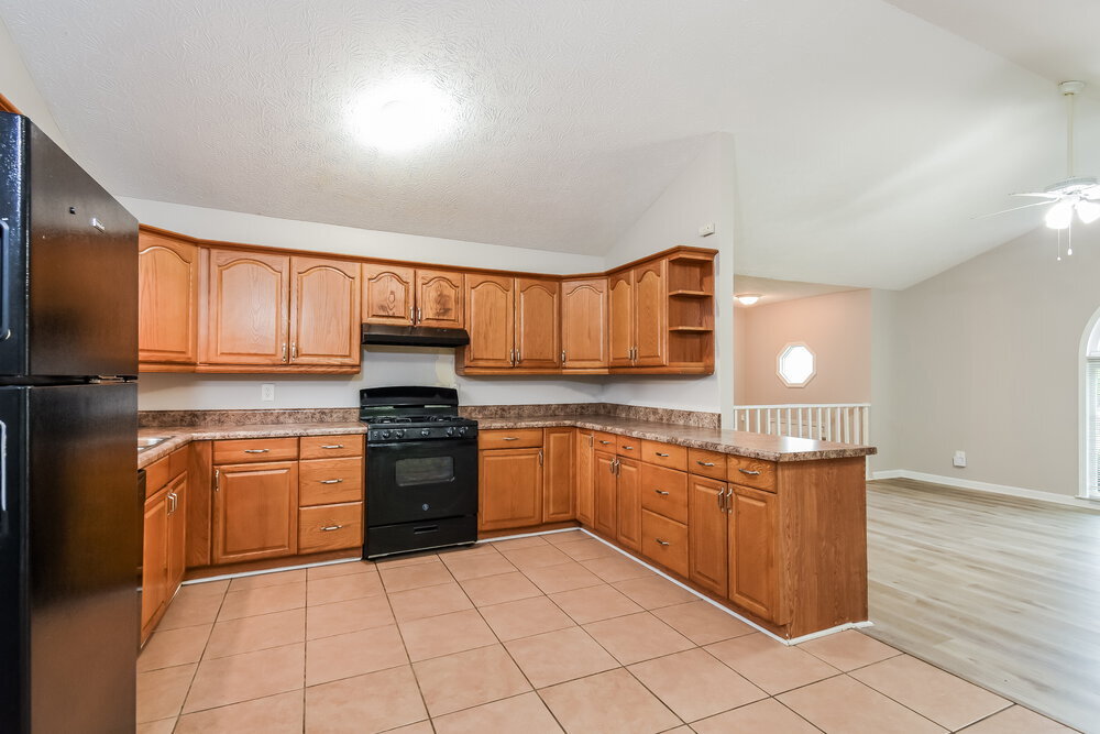 Building Photo - 28 Sweetwater Dr