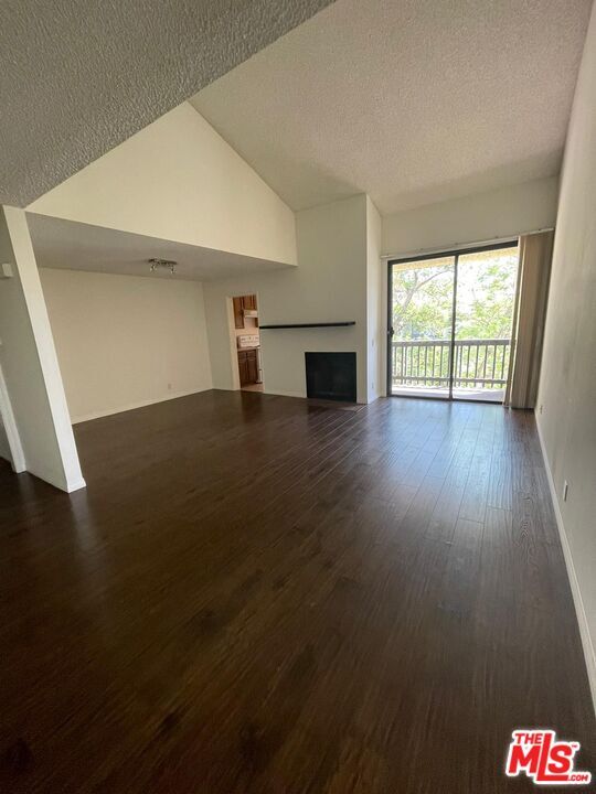 Building Photo - 4080 Via Marisol
