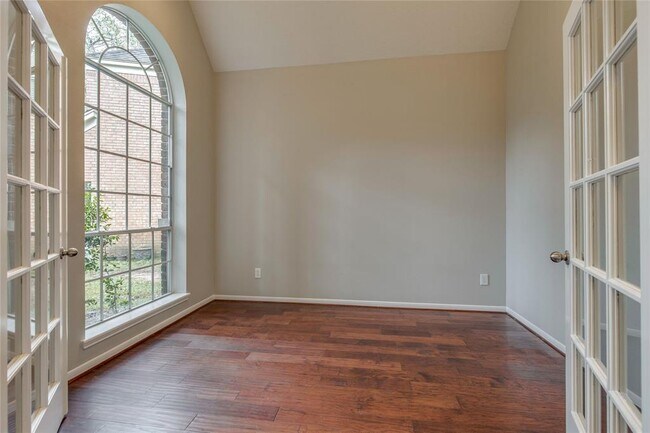 Building Photo - 131 Little Mill Pl