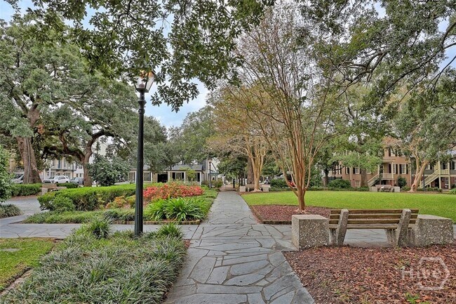 Building Photo - 537 E Congress St