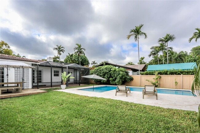 Building Photo - 1417 Jackson St